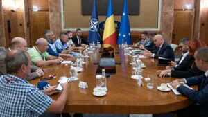 Ilie Bolojan, negocieri cu sindicatele din administrație publică. Condiția pusă pentru a se amâna protestele și grevele
