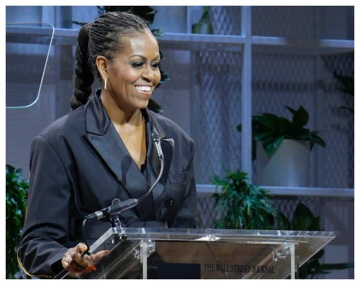 Michelle Obama, în premieră la București: Liderii trebuie să fie oameni decenţi şi oneşti. trebuie să reprezinte ceea ce vor să conducă
