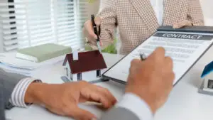 Nu doar IT-ul aduce bani mulți. Joburile din România unde salariile trec de 10.000 de lei