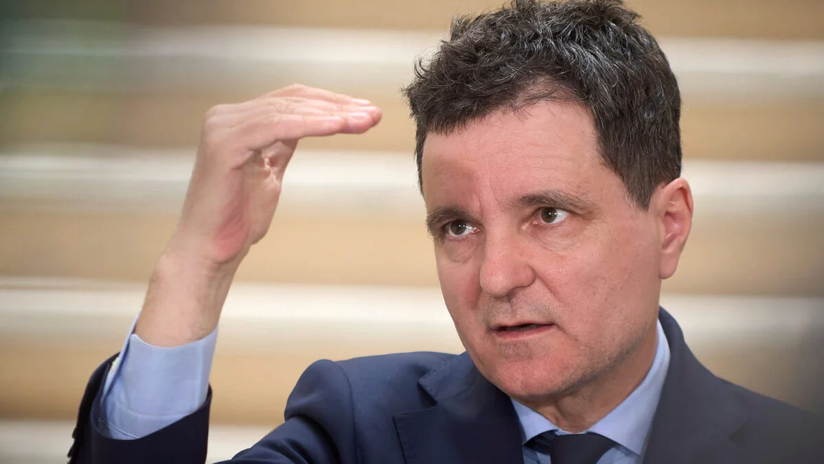 Nicușor Dan cere Parlamentului înființarea Comandamentului Nodului Logistic în România