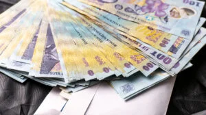 Pensia intră mai devreme pe card. Calendarul plăților din octombrie pentru toți pensionarii