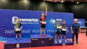 Podiumul masculin la Top 16, U 11