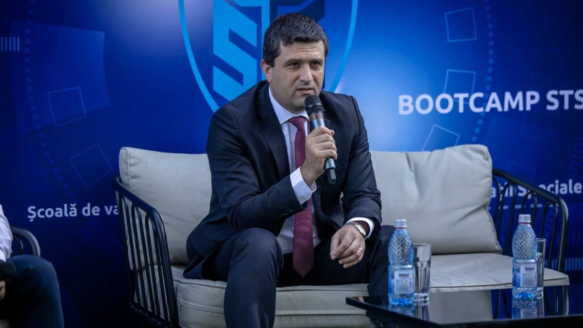 21 de administratori speciali au fost dați afară. Radu Miruță:  Aveau salariu şi de 30.000 de lei