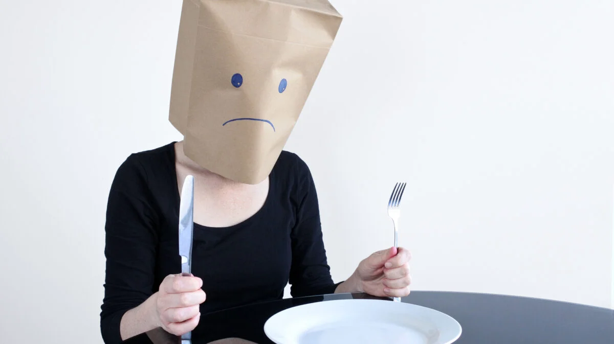 Românii nu își mai permit o alimentație sănătoasă. Carnea de pui și peștele, prea scumpe pentru mulți