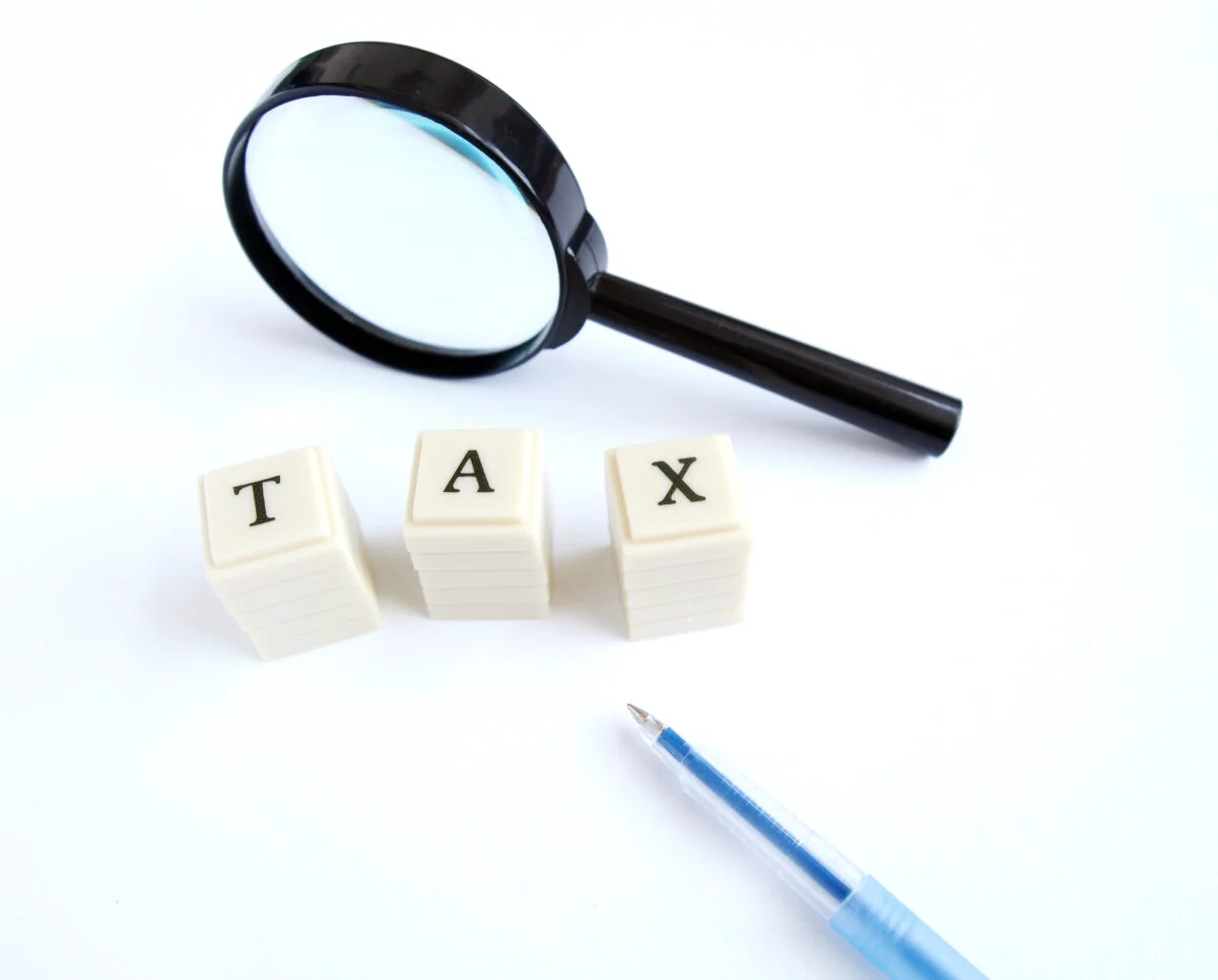 Taxa care se achită obligatoriu. Casnicii, zilierii și antreprenorii care sunt vizați. Anunț direct de la Administrația Fiscală