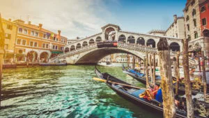 Veneția. Taxa pentru turiștii de o zi aduce milioane Veneției, dar nu reduce aglomerația