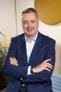 Victor Cosconel_Colliers
