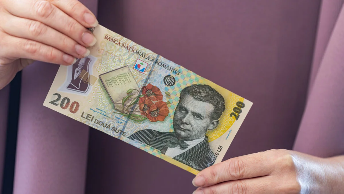 Statul vrea bani de la români. Trebuie să achitați minim 500 de lei începând de vineri. Termenul final este 12 septembrie