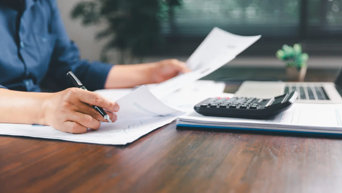 România, la un pas de recesiune. Avertismentul economiștilor: În următoarele 9-12 luni…