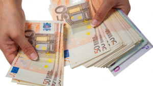 Curs valutar BNR, 25 septembrie 2025. Leul s-a apreciat în fața monedei euro. ROBOR stagnează de câteva zile