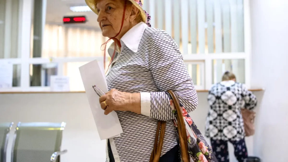 Pensionarii care își pot suplimenta veniturile. Se primește rentă viageră lunară, cu o valoare de 40% din pensia obișnuită a beneficiarilor