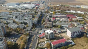 Au plătit la zi, dar au rămas în frig. Locatarii unui bloc din Ploiești au înghețat din cauza datoriilor vecinilor