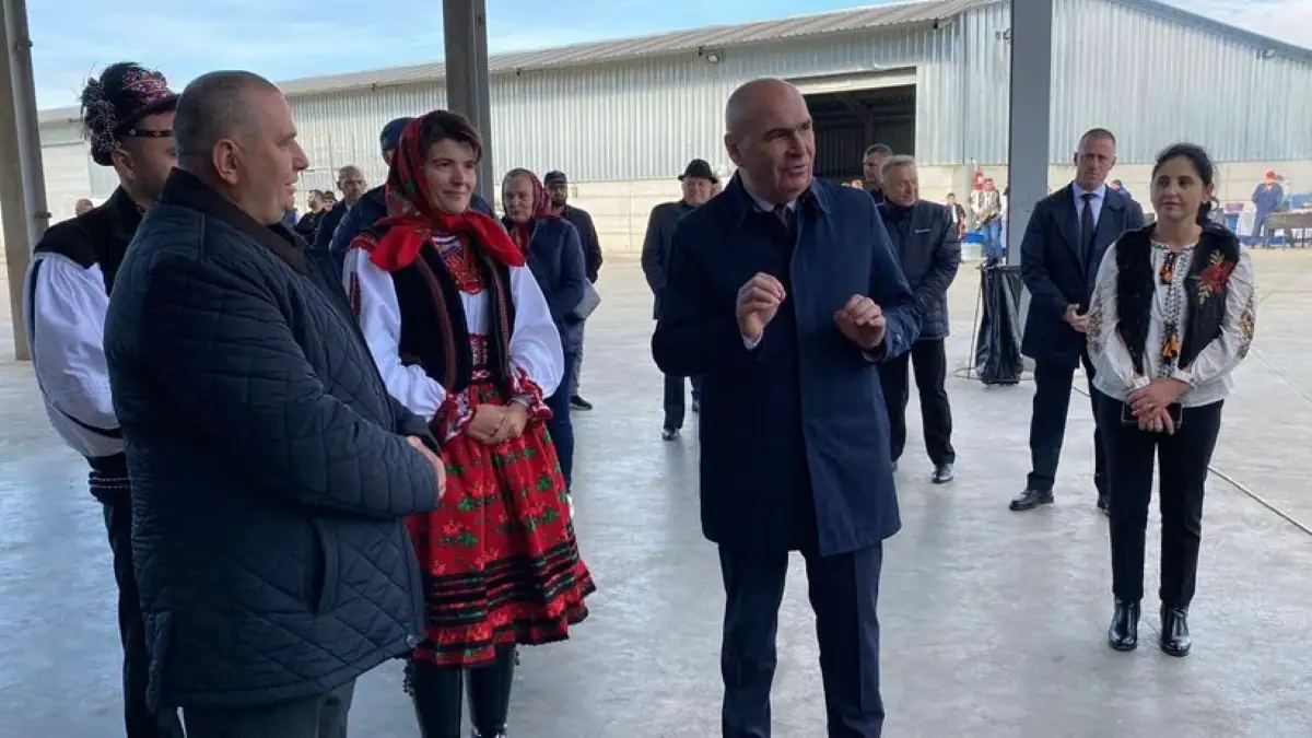 Bolojan, după vizita la Unicarm Satu Mare: Am un mare respect pentru antreprenorii care, prin muncă şi pricepere, reuşesc să dezvolte afaceri