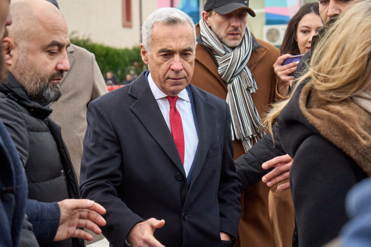 Călin Georgescu dă cărțile pe față. Ce spune despre acuzațiile privind finanțarea campaniei: Le cer celor care și-au vândut sufletul pentru câțiva arginți să dovedească