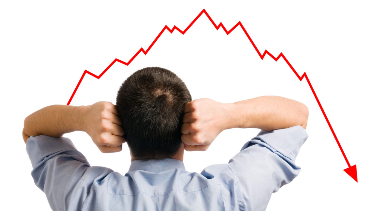 Guvernul a greșit strategia fiscală. Semnal de alarmă pentru economie: Creșterea TVA a dus la prăbușirea consumului