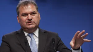 Cseke Attila Ministerul Dezvoltării va plăti facturi de 2,5 miliarde de lei până pe 19 iulie pentru proiecte locale