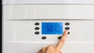 Cum să setezi corect centrala pentru a reduce factura la căldură cu până la 30%