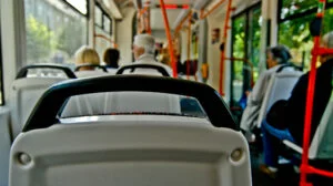 Facilități de transport extinse pentru români