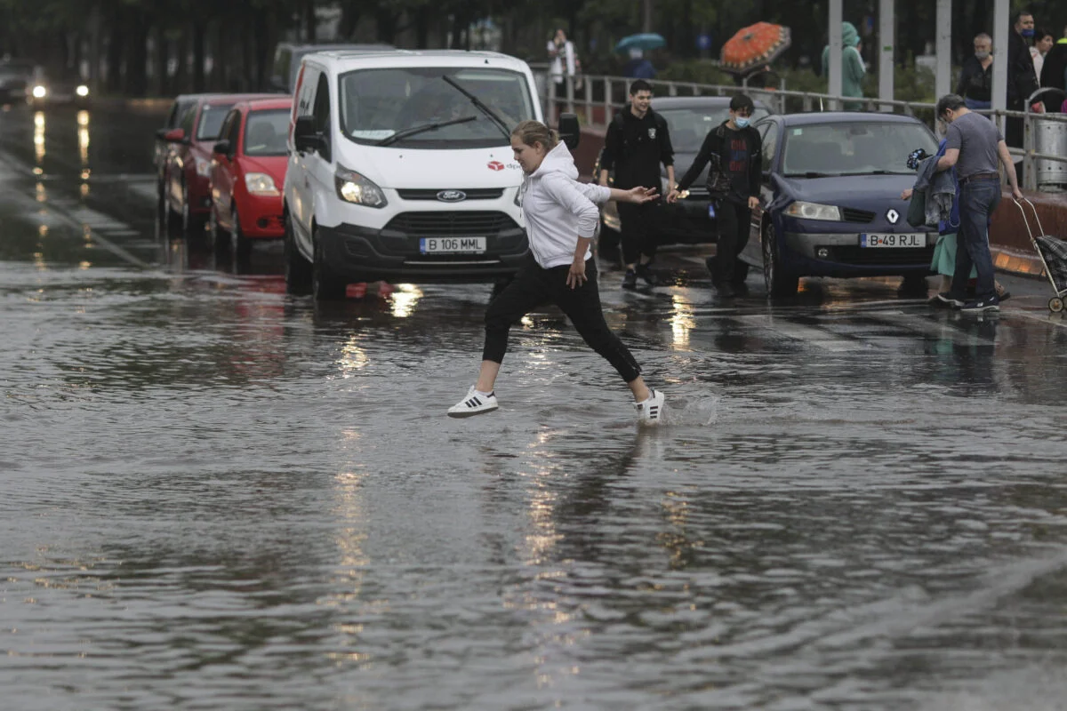 ploaie, ploi, precipitatii, vremea, meteo, inundatii