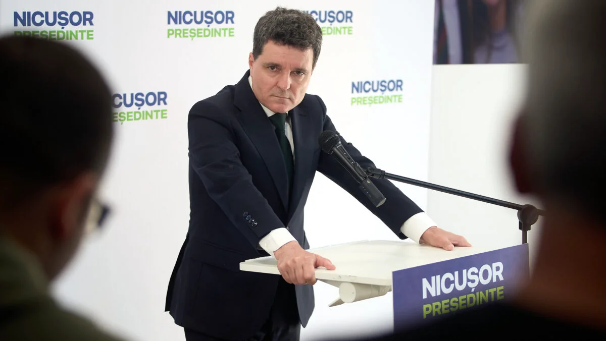 Nicușor Dan a promulgat legea privind posesia armelor: Permisul furat sau pierdut trebuie anunțat la Poliție în 48 de ore