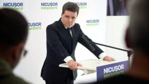 Nicușor Dan a promulgat legea privind posesia armelor Permisul furat sau pierdut trebuie anunțat la Poliție în 48 de ore