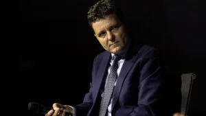 Președintele a semnat legea „Big Brother” MAI poate viziona camerele din spații publice și private fără acordul proprietarilor