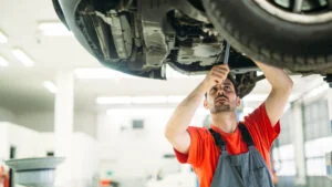 Nou proiect de lege auto Cine va repara defectele grave Obligația este valabilă și pentru vehiculele second-hand