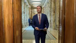 Ilie Bolojan nu trebuie să-și dea demisia. Tanczos Barna: Nu ne permitem luxul de a avea o altă criză politică