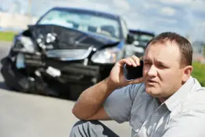 Cod rutier 2026. Ce se întâmplă dacă nu mergi la Poliție după un accident fără victime. Legea spune clar. Mulți șoferi fac exact invers