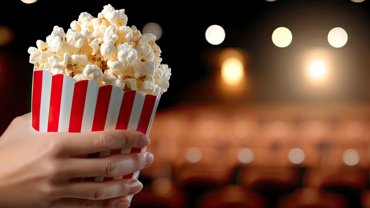 Filmele toamnei la cinematograf. Cât costă o seară la film în 2025
