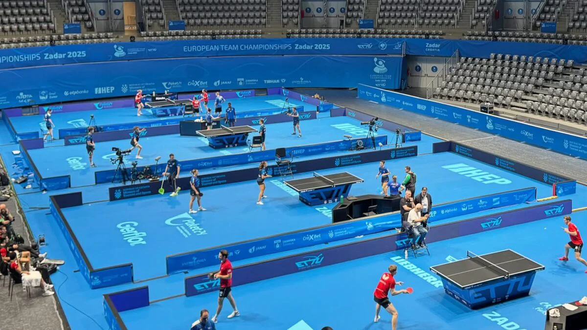 România domină Campionatul European de tenis de masă. Echipa feminină visează la aur
