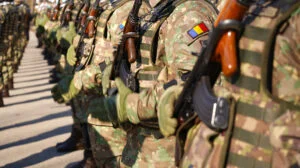 Românii din străinătate pot fi chemați la mobilizare în 15 zile. S-a schimbat legea pe 2 octombrie