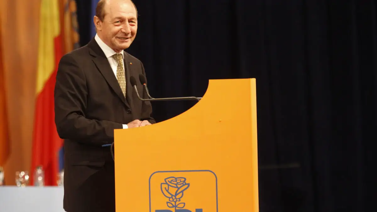 Bolojan îi ia locul lui Băsescu. Decizia de la Guvern a fost clasificată drept confidențial (SURSE)