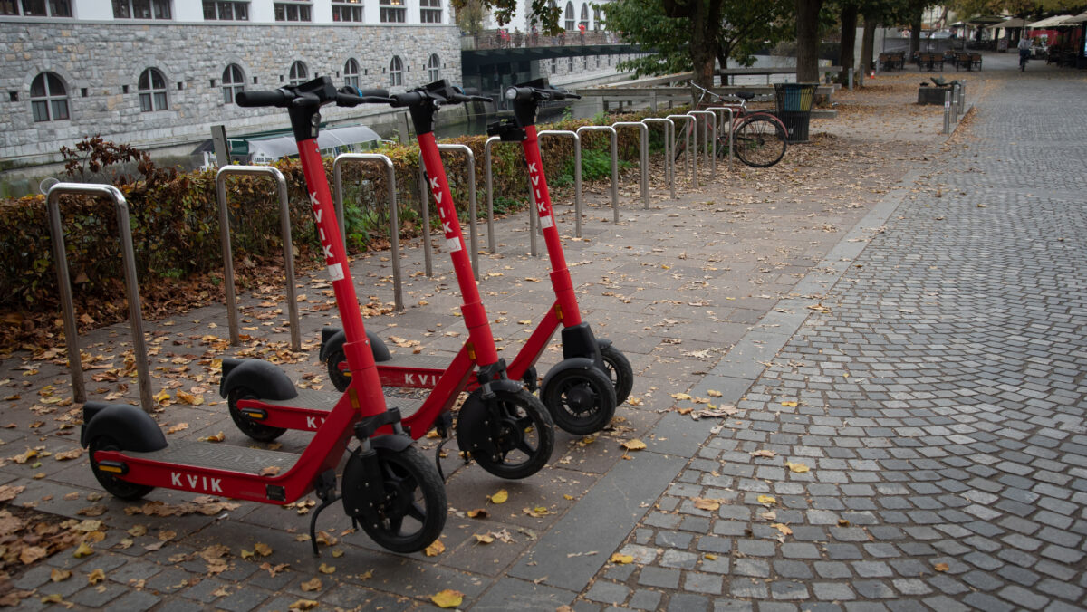 Trotinetele electrice, interzise în parcuri și centrul orașului. Încă un oraș din România impune reguli noi pentru cetățeni
