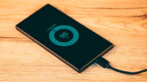 UE introduce încărcătoare USB-C comune pentru telefoane și alte dispozitive