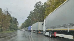 camion, camioane, transportatori rutieri