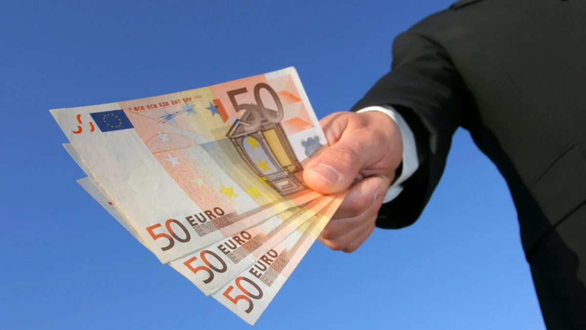 Comisia Europeană alocă 11,5 milioane de euro pentru fermierii români. Sprijin după pagubele cauzate de vreme