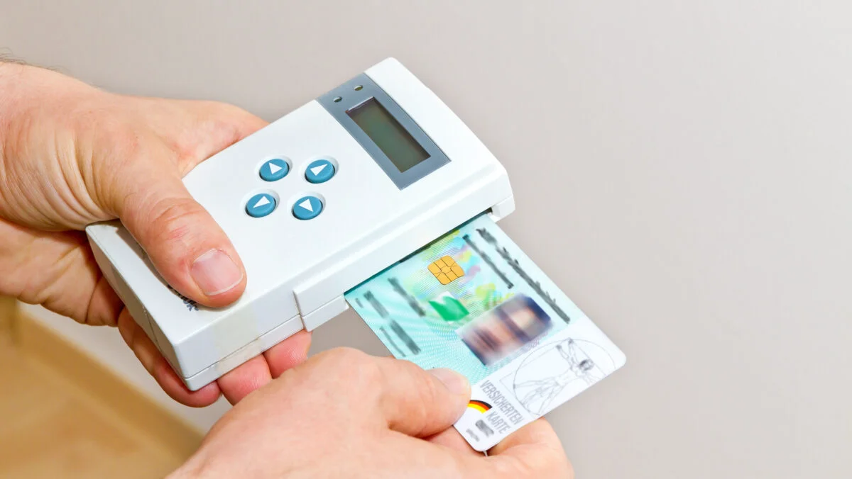 Taxă pe cardul de sănătate. Prețurile s-au dublat de sâmbătă, 15 noiembrie. Anunț pentru românii din diaspora