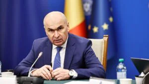 Bolojan vrea extinderea regulii: Pensionarea la 65 de ani! Pensia maxim 70% din ultimul salariu. Regula trebuie extinsă și la celelalte categorii