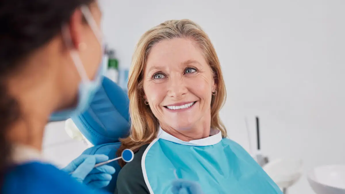 EXCLUSIV Cât plătesc românii pentru o vizită la dentist în 2025. Majoritatea românilor amână controalele de rutină