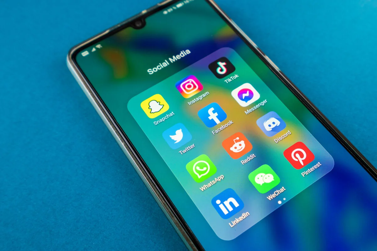 Costurile ascunse ale abonamentelor uitate. Sumele de bani care golesc portofelul românilor