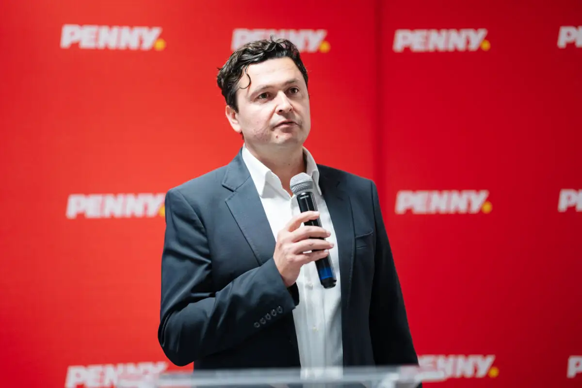 Dan Crișan, Penny