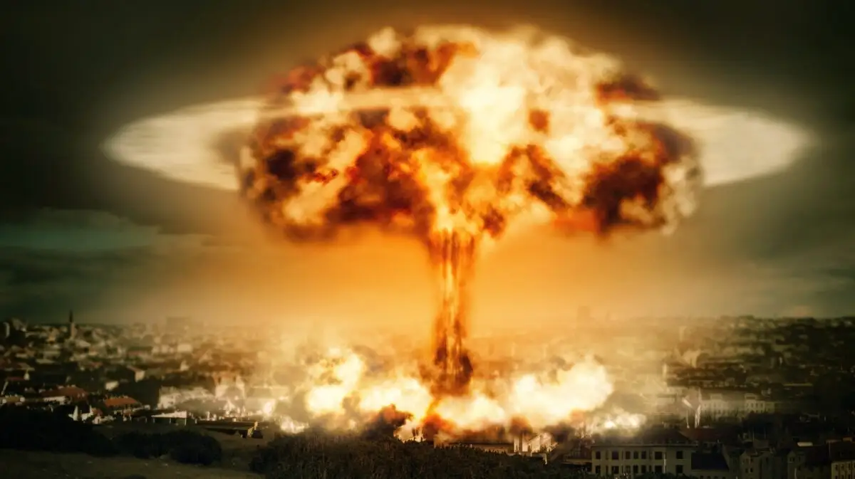 Donald Trump confirmă testele nucleare: Avem mai multe arme nucleare decât orice alt stat. Putem arunca lumea în aer de 150 de ori