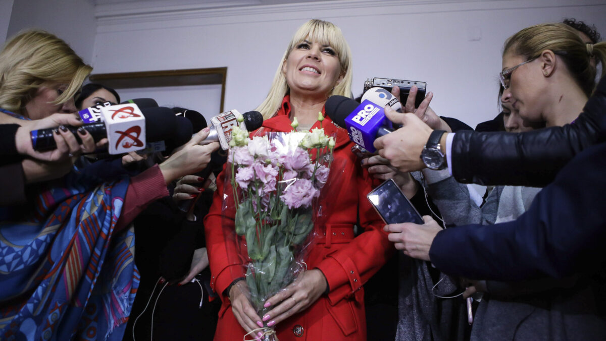 Elena Udrea, apariție de senzație de Crăciun. Cum petrece fostul ministru al Turismului după ieșirea din pușcărie (FOTO)