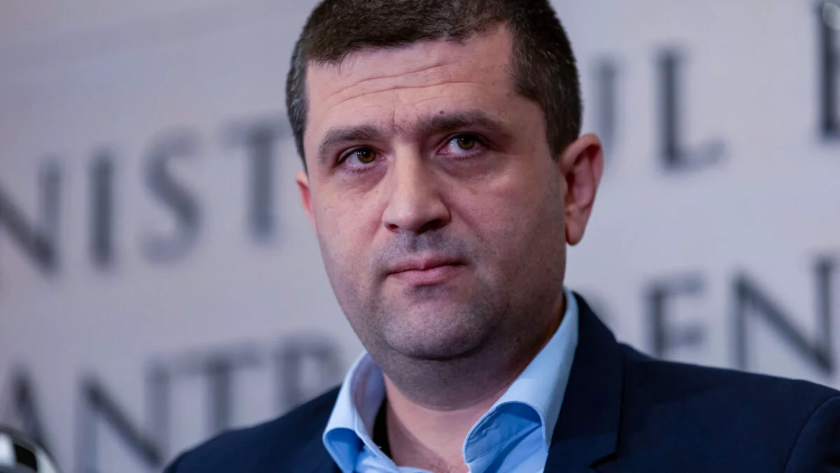 Statul nu are variante de mijloc pentru avionul prezidențial. Radu Miruță: Discuţia trebuie purtată în spaţiu public