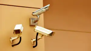 MAI, despre Sistemul E-Sigur: Camerele instalate de autorităţile locale sunt extrem de diverse. Interconectarea se va face doar după omologare