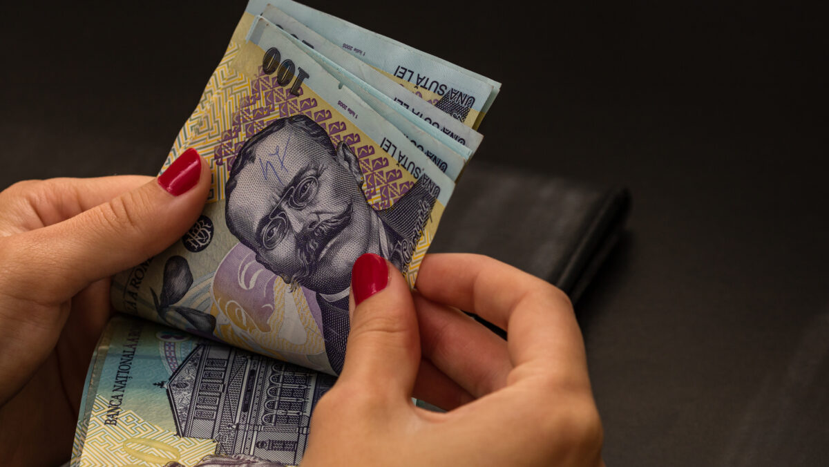 Bani de la stat pentru copii, persoane cu dizabilități și vârstnici. Ministerul Finanțelor acordă 319.536 mii lei din Fondul de rezervă