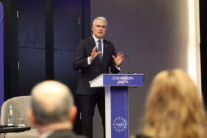 Ministrul Investițiilor și Proiectelor Europene, Dragoș Pîslaru
