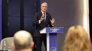 Ministrul Investițiilor și Proiectelor Europene, Dragoș Pîslaru