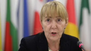 Monica Macovei Magistrații nu sunt si nu pot fi deasupra legii. Reformele dificile se fac rapid și dintr-o bucată